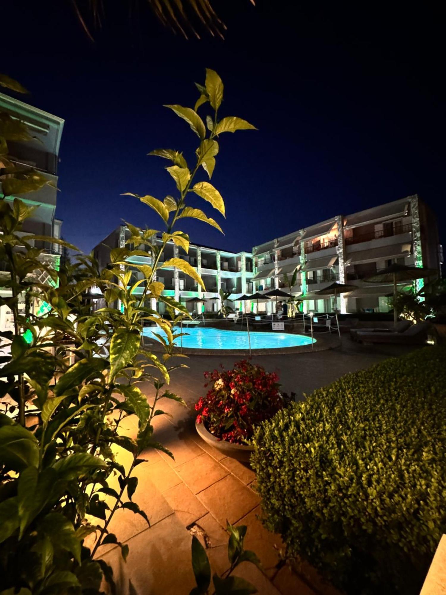 Siviris Golden Beach 외부 사진