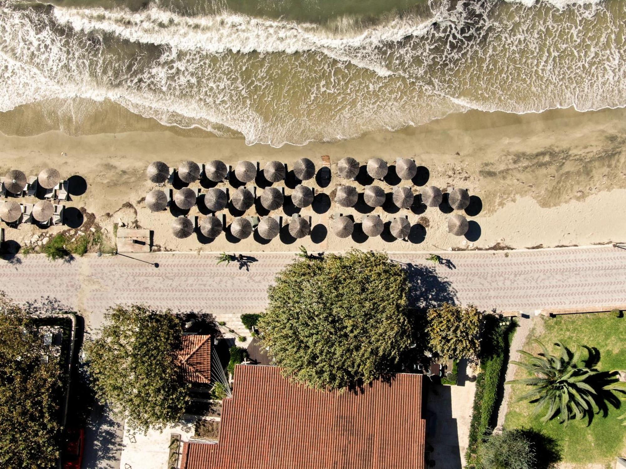 Siviris Golden Beach 외부 사진